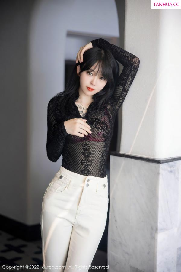 小奶瓶呜呜  [XiuRen]高清写真图 2022.08.04 No.5386 奶瓶第4张图片
